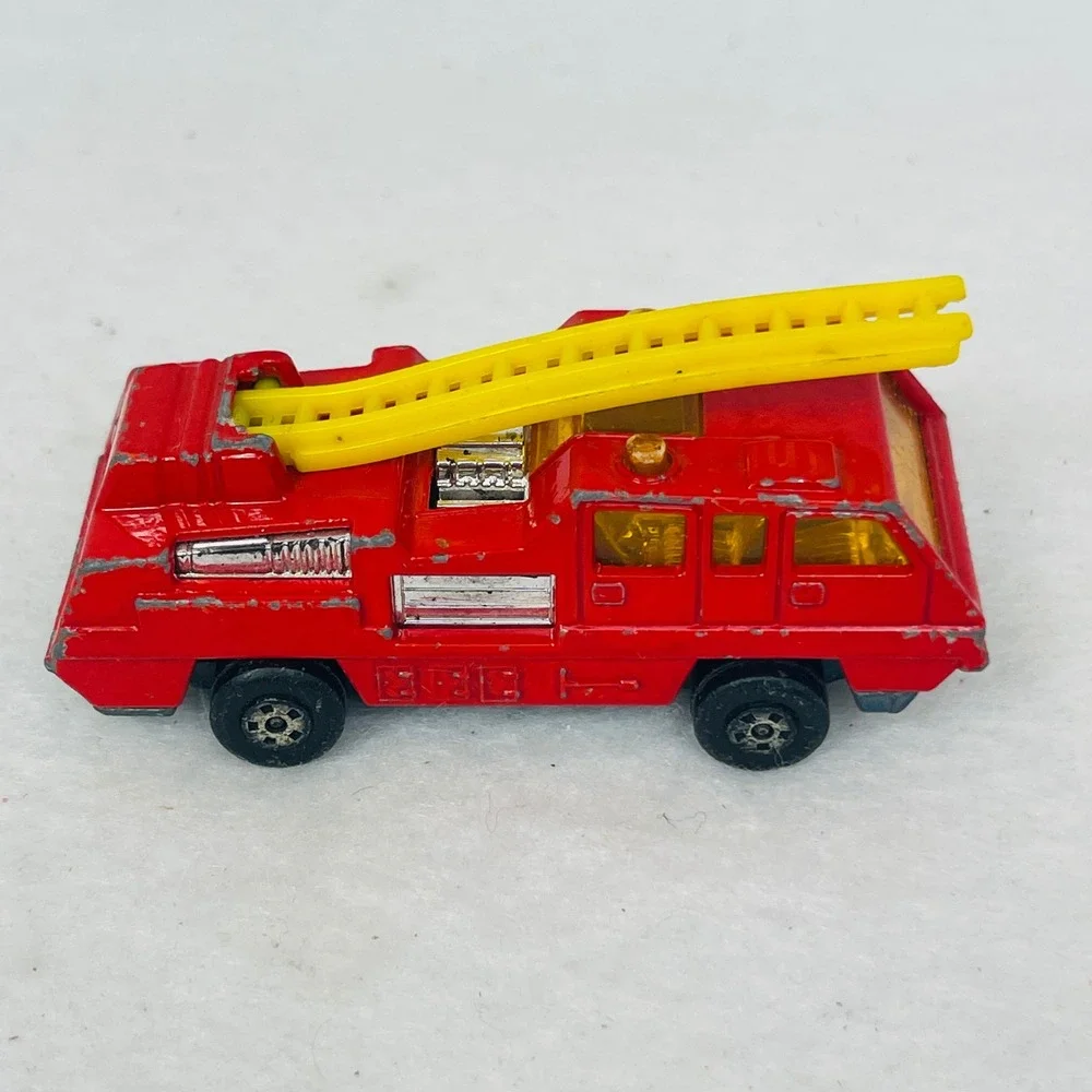 Matchbox Lesney Fire Engine Red Diecast Toy Car Made in England Vintage 1970s